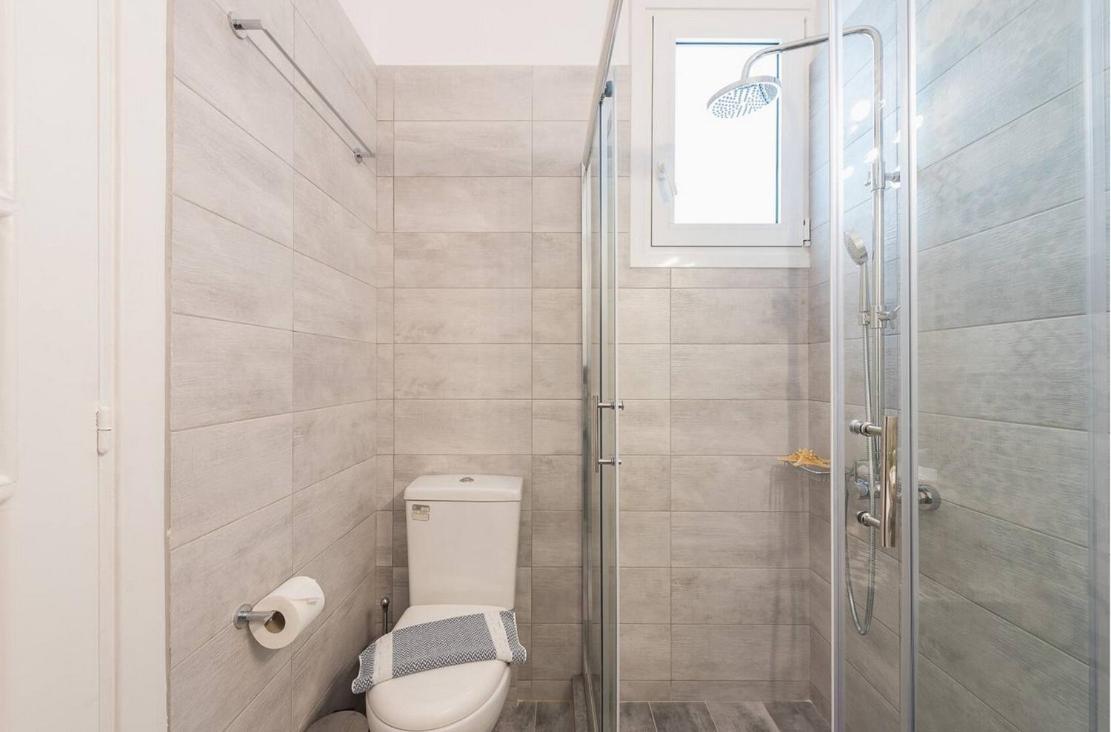 Apartamento Casa Pamisou near Attiki metro station Atenas Exterior foto